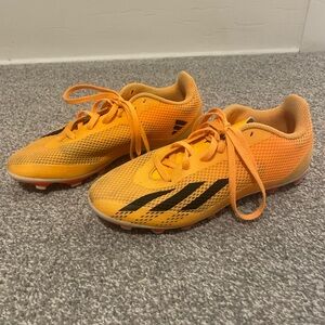 Unisex youth Adidas soccer cleats